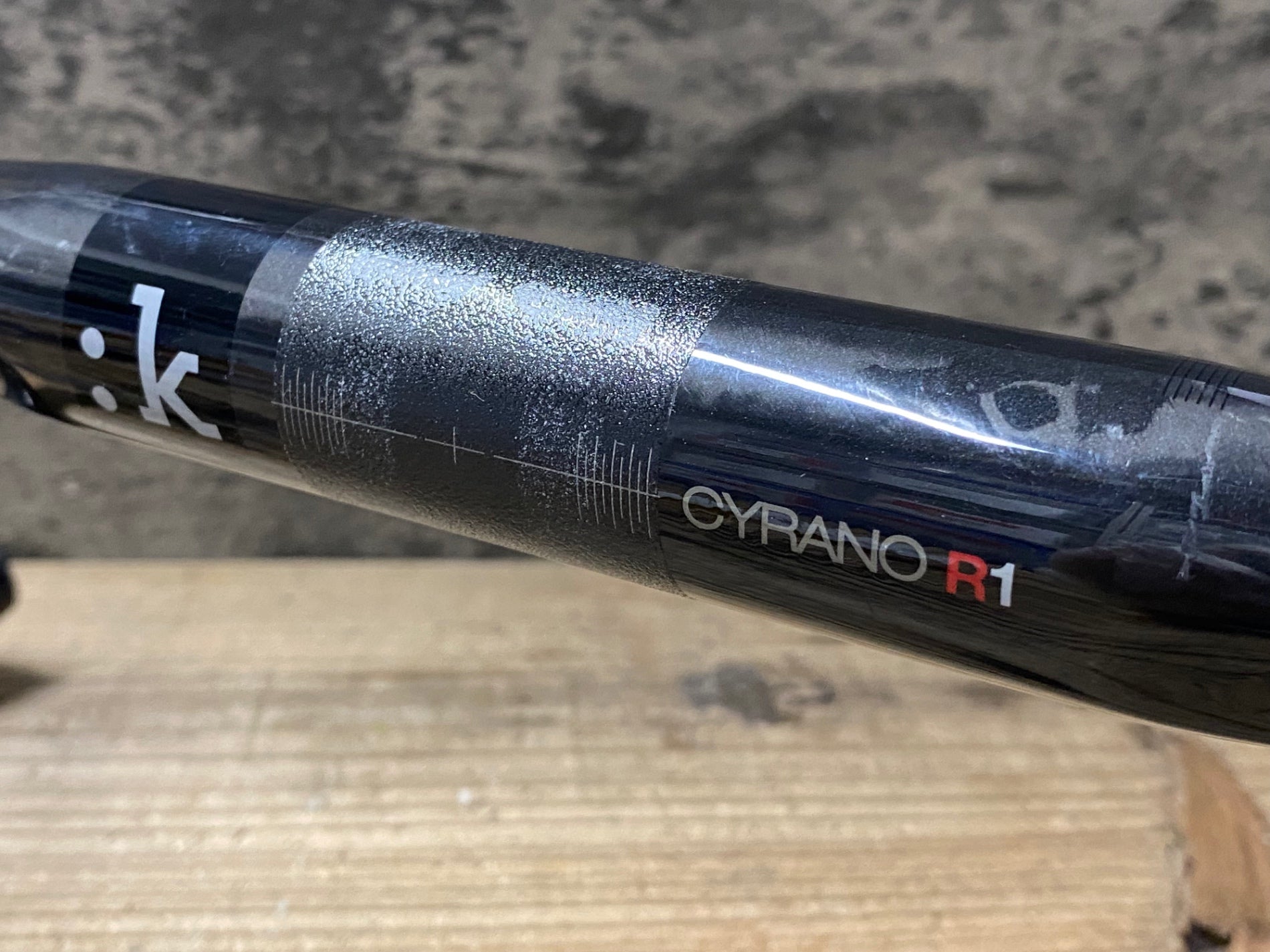 KB020 フィジーク fizik CYRANO R1 カーボン ドロップハンドル エンドC