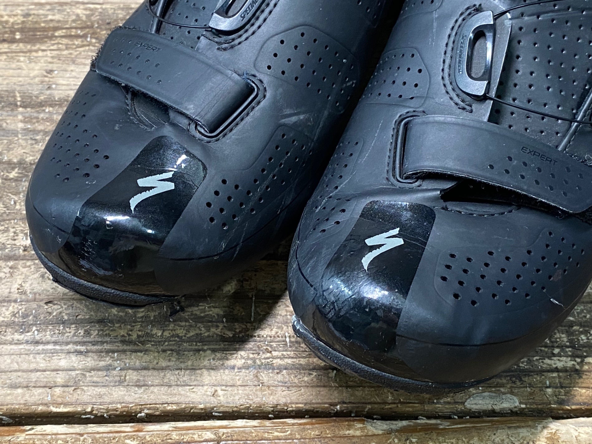 【美品】Specialized ビンディングシューズ ブラック クリート付き 美品】Specialized ビンディングシューズ ブラック クリート付き 美品