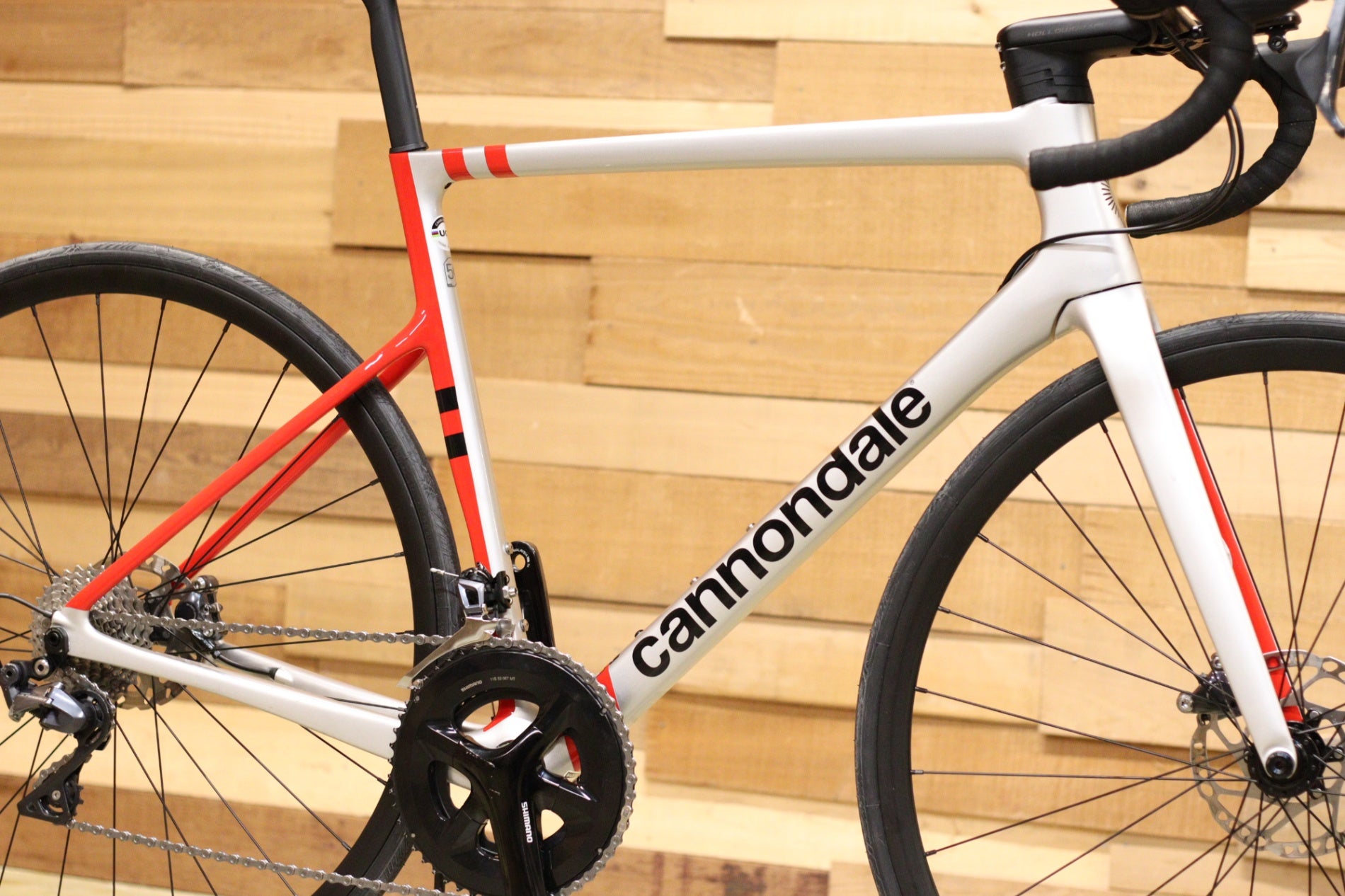 キャノンデール CANNONDALE スーパーシックスエヴォ SUPERSIX EVO 2022