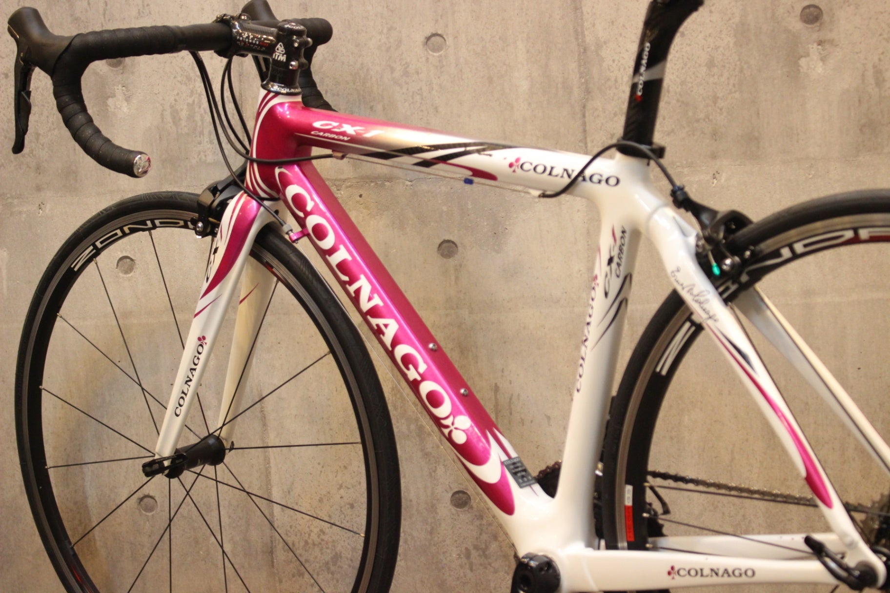 Colnago CX-1 CARBONロードバイク ブラック/ホワイト/ピンク コルナゴ COLNAGO CX-1 CARBON 2010 45sサイズ シマノ アルテグラ