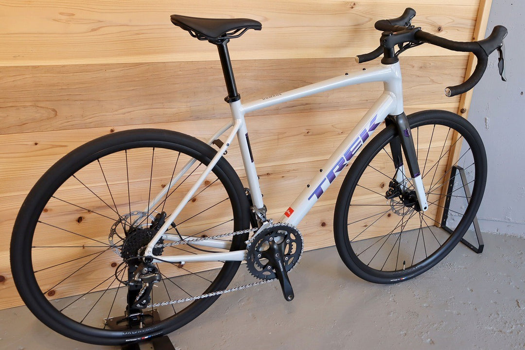 トレック TREK ドマーネ DOMANE AL2 Gen4 2024 56サイズ クラリス R2000 8S アルミ ディスク ロードバイク 【千葉店】
