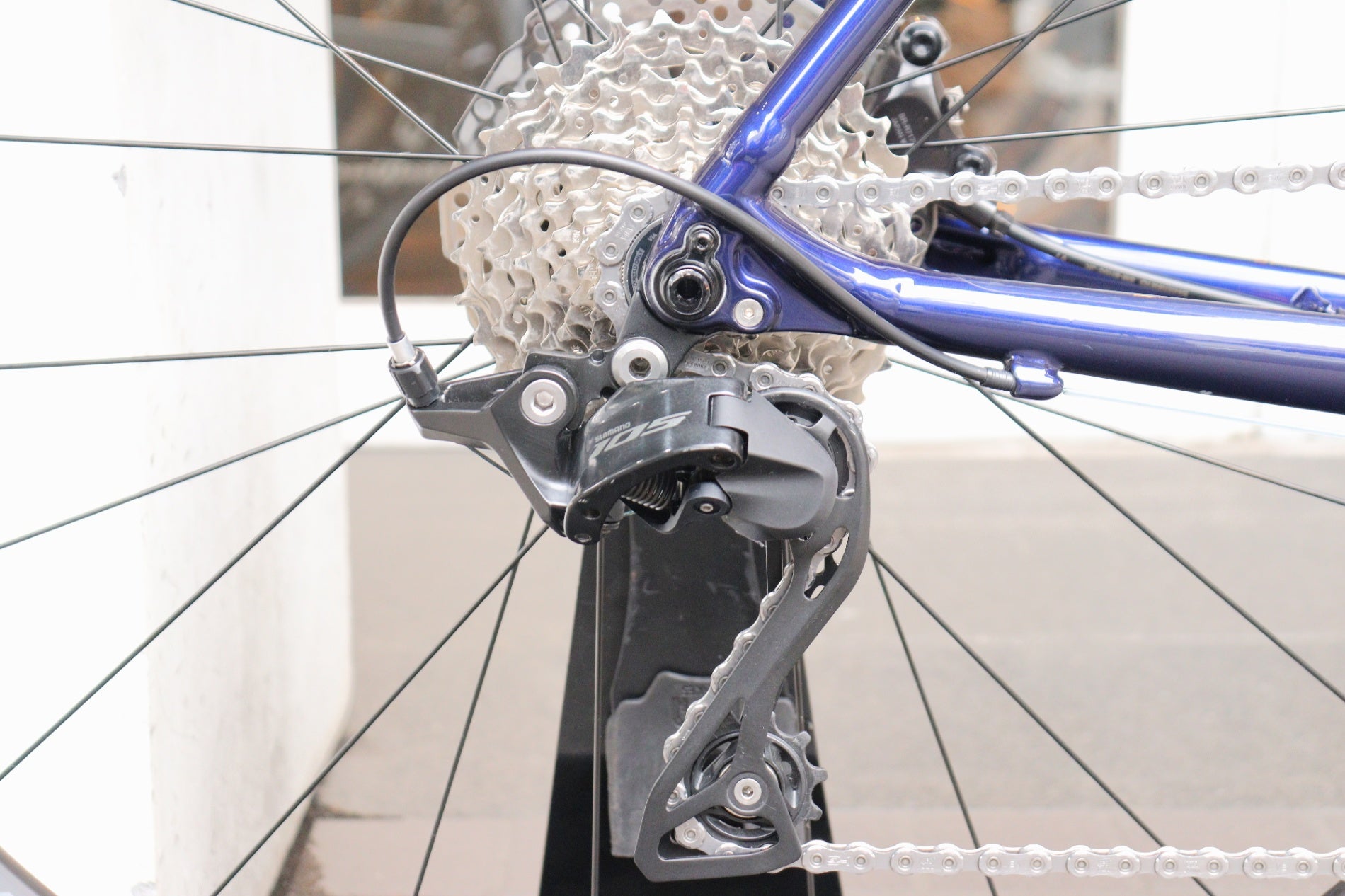 メリダ MERIDA スクルトゥーラ SCULTURA 700 2024モデル 50サイズ