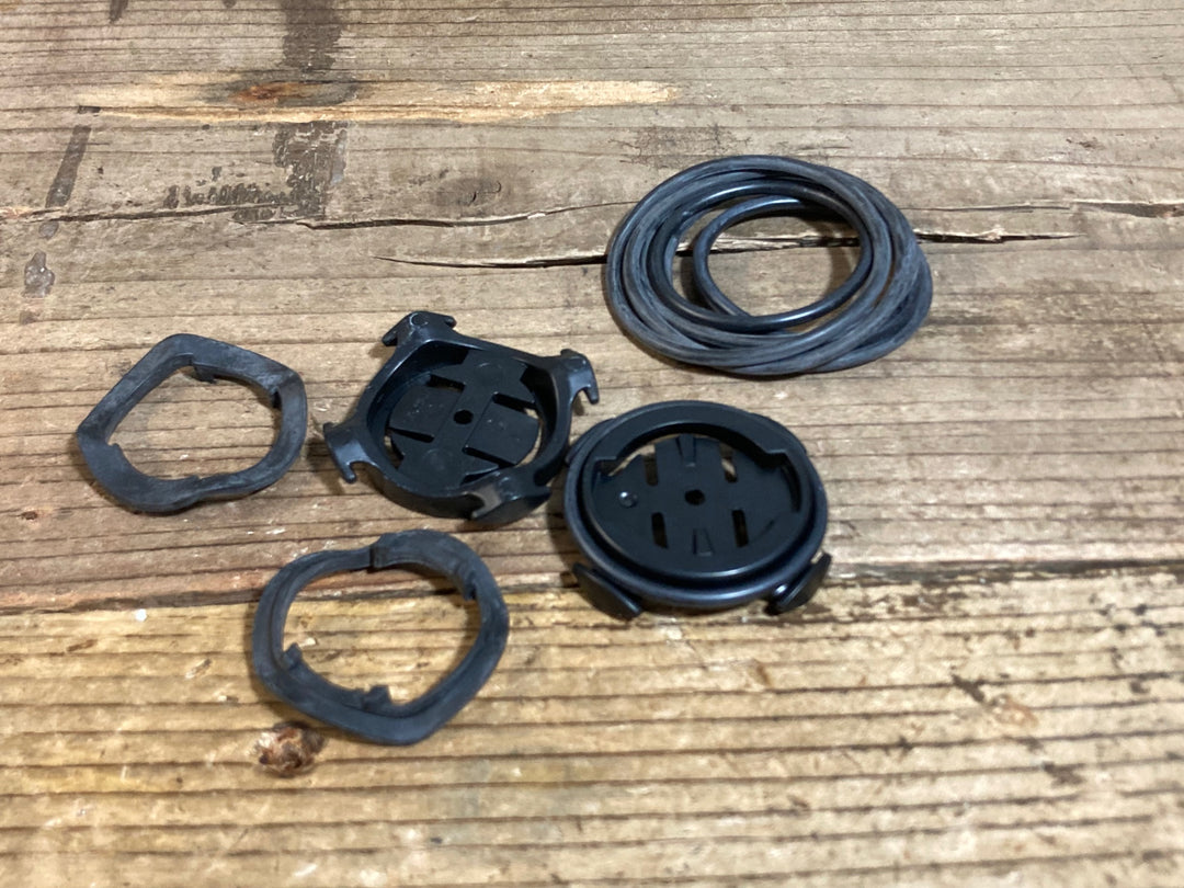 KB272 ガーミン GARMIN EDGE 520J サイクルコンピューター 心拍 スピート ケイデンスセンサー付き 起動確認済 ※電源ボタン陥没 ジャンク