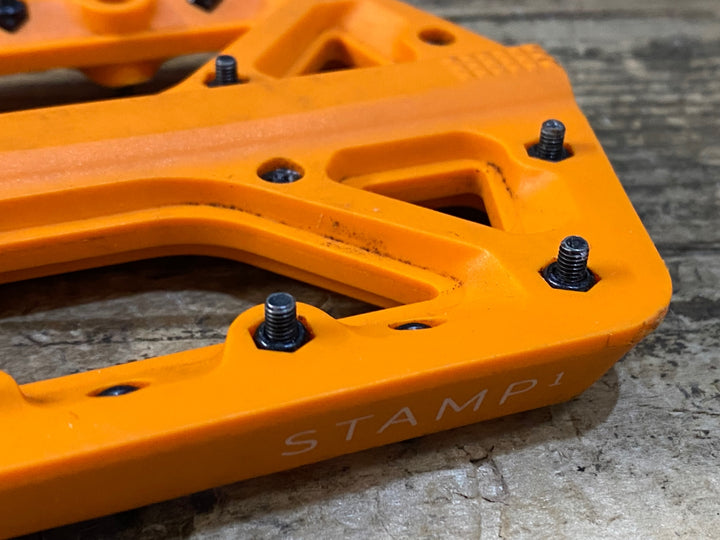 KK199 クランクブラザーズ crankbrothers スタンプ stamp1 フラットペダル オレンジ クロモリ