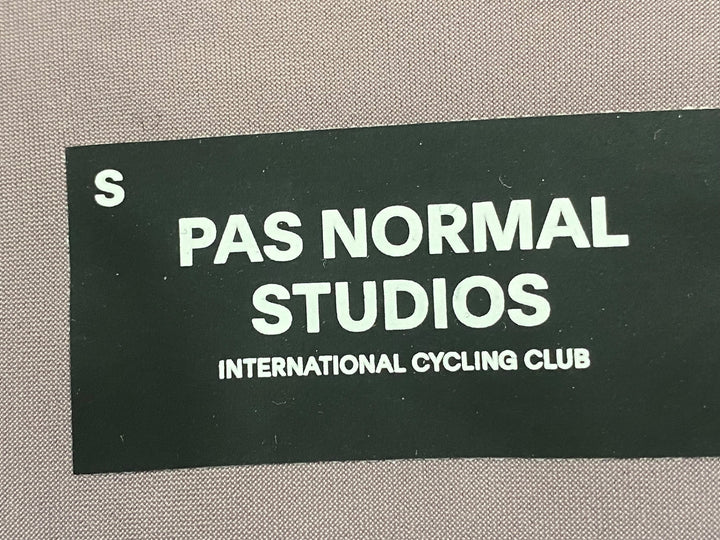 KF596 パスノーマルスタジオ PAS NORMAL STUDIOS ESSENTIAL JERSEY 半袖 サイクルジャージ ピンク S ほつれあり
