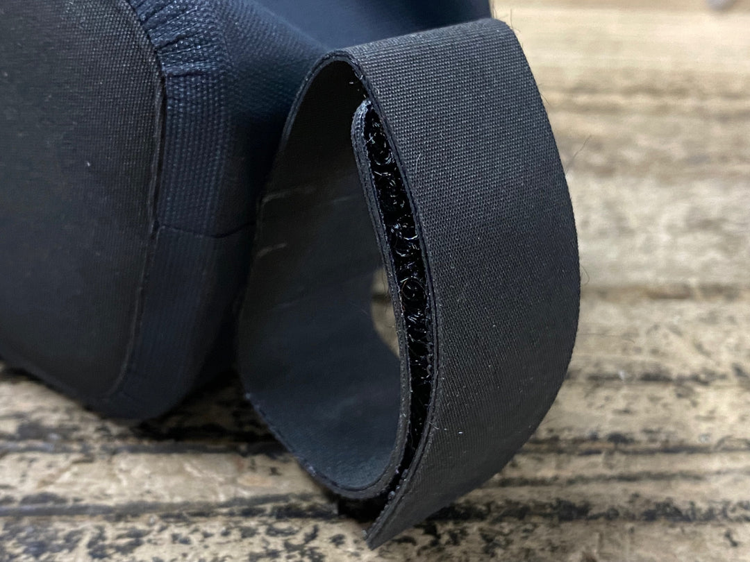 JQ802 ラファ Rapha サドルバッグ 黒