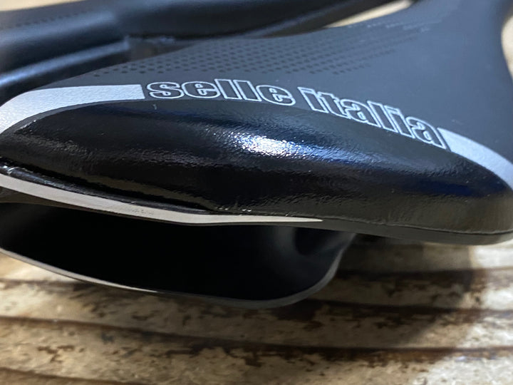 KC314 セライタリア selle italia SP-01 BOOST SUPERFLOW サドル 黒 MANGANESE レール L3