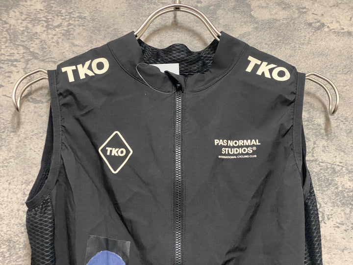 JR932 パスノーマルスタジオ PAS NORMAL STUDIOS T.K.O. Mechanism Stow Away Gilet ジレ サイクルベスト 黒 M