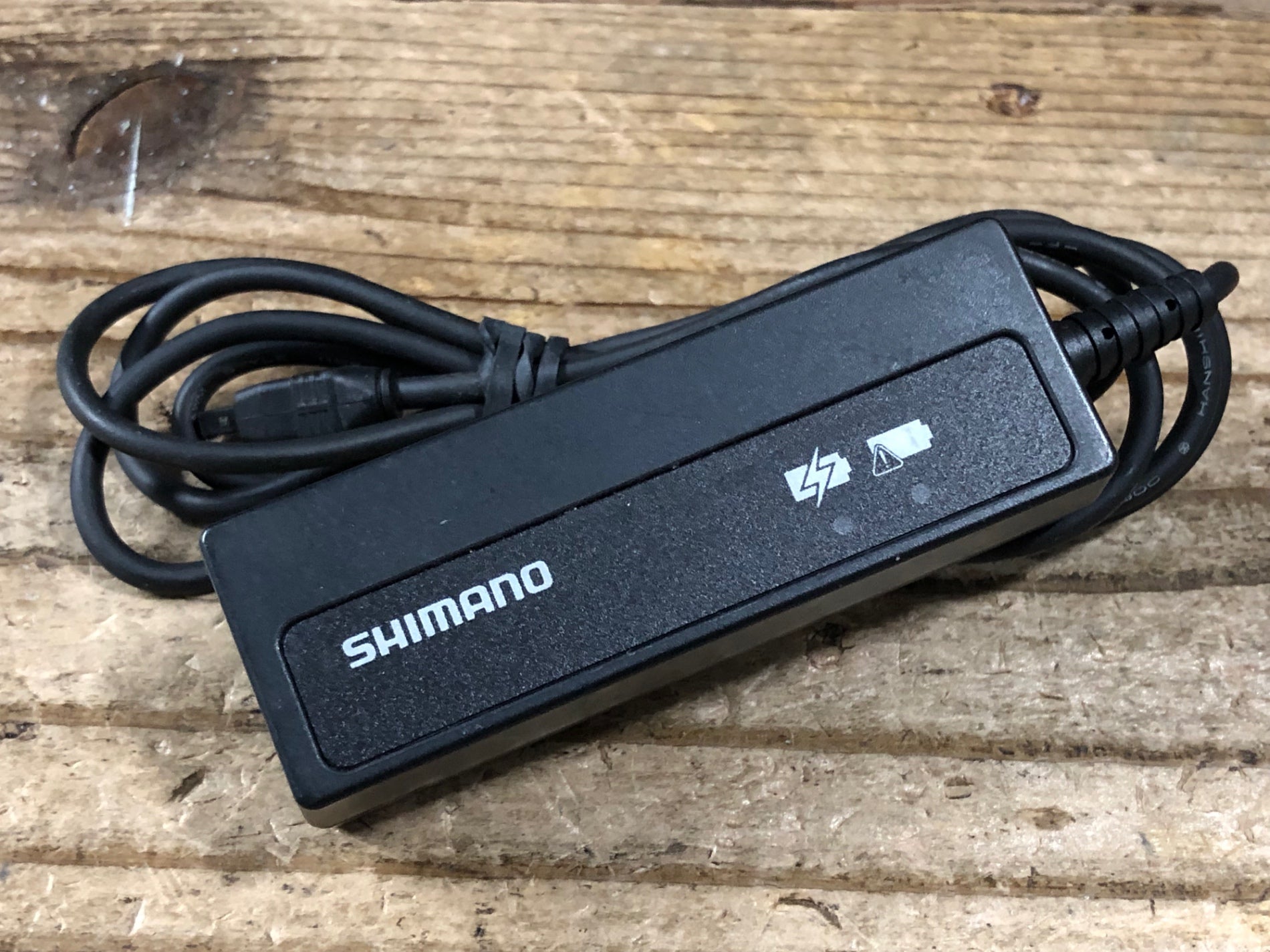 シマノ Shimano SM-BCR2 ビルトインバッテリー充電器 092 Amazon