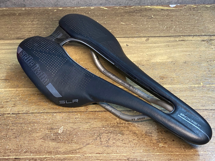 JO417 セライタリア selle italia SLR SUPERFLOW サドル 黒 Ti316レール