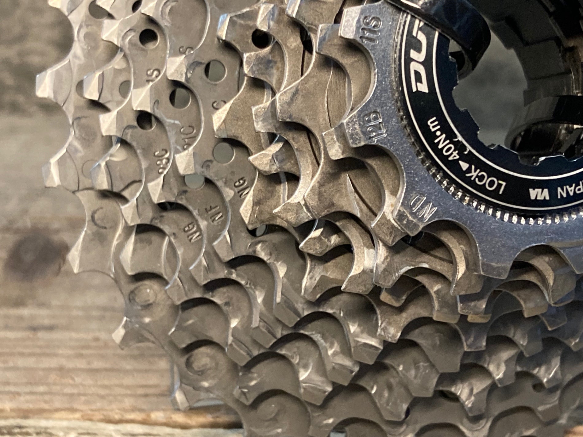 JS774 シマノ SHIMANO デュラエース DURA-ACE CS-R9100 カセット