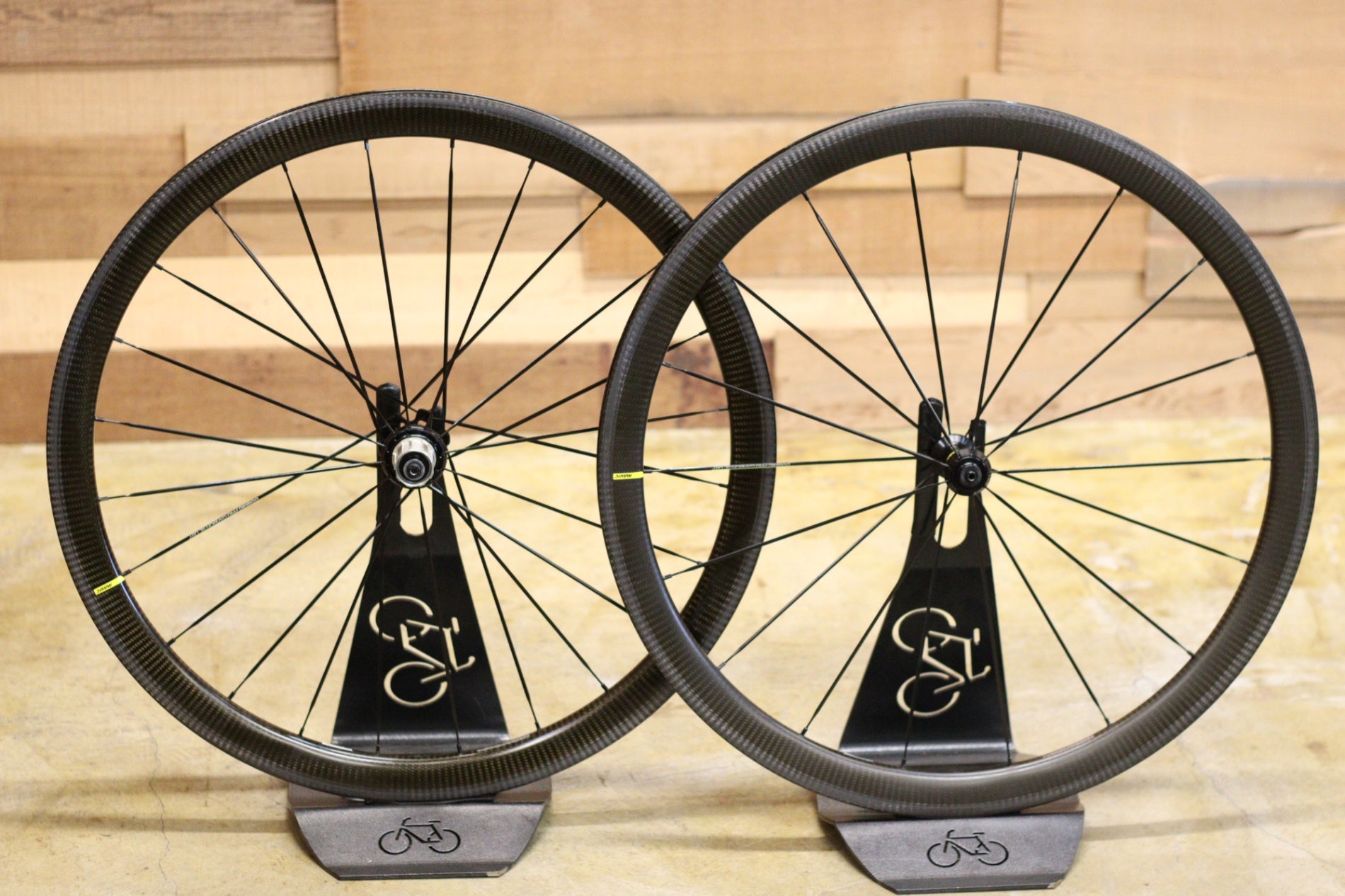 マヴィック MAVIC コスミック COSMIC PRO CARBON SL UST カーボン
