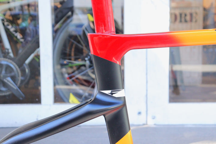 ピナレロ PINARELLO ドグマ DOGMA F DISK 2024モデル 500サイズ カーボン ロードバイク フレームセット 【横浜店】