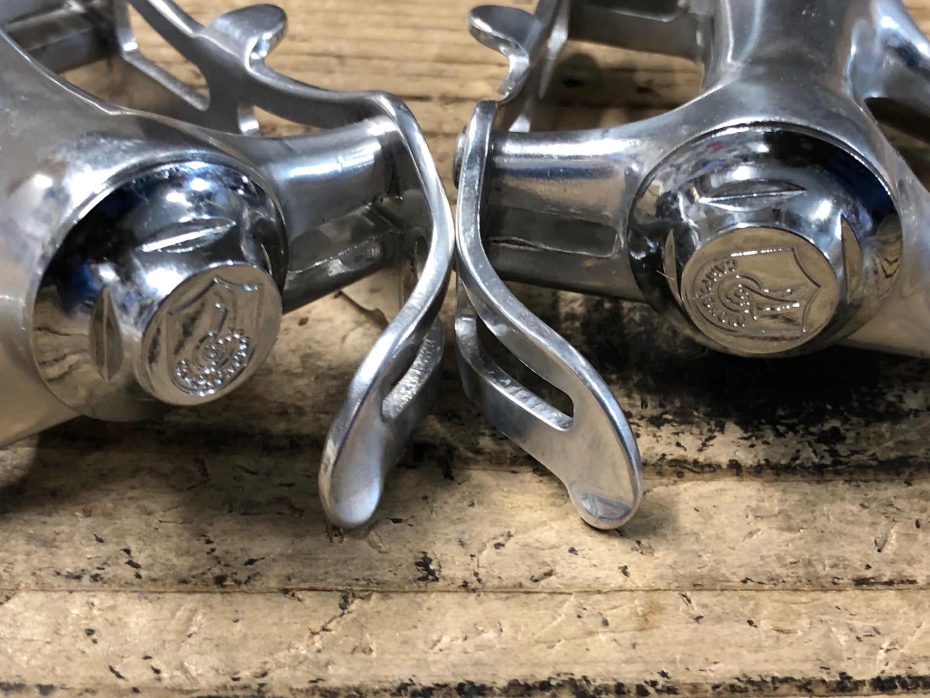 KH591 未使用箱入り カンパニョーロ Campagnolo Cレコード期 コーラス