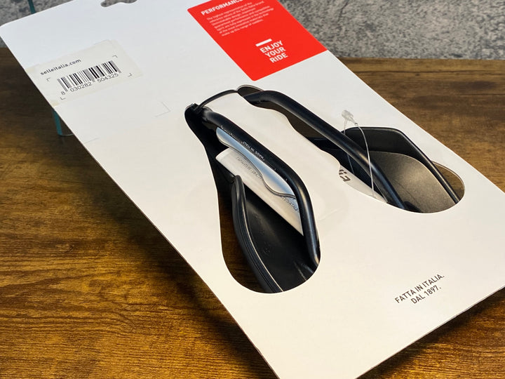 KP407 セライタリア SELLE ITALIA SLR BOOST TM SUPERFLOW マンガネーゼレール 未使用