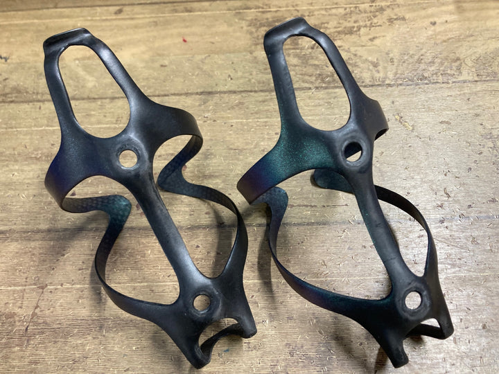 KN415 シクロベーション CICLOVATION Premium Carbon Cage カーボン ボトルケージ スペクトラムリフレクティブ