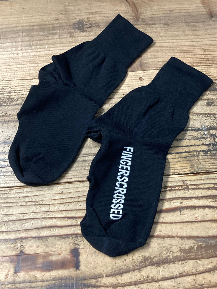 KM738 フィンガークロスド FINGERCROSSED OVERSOCKS シューズカバー 黒 L