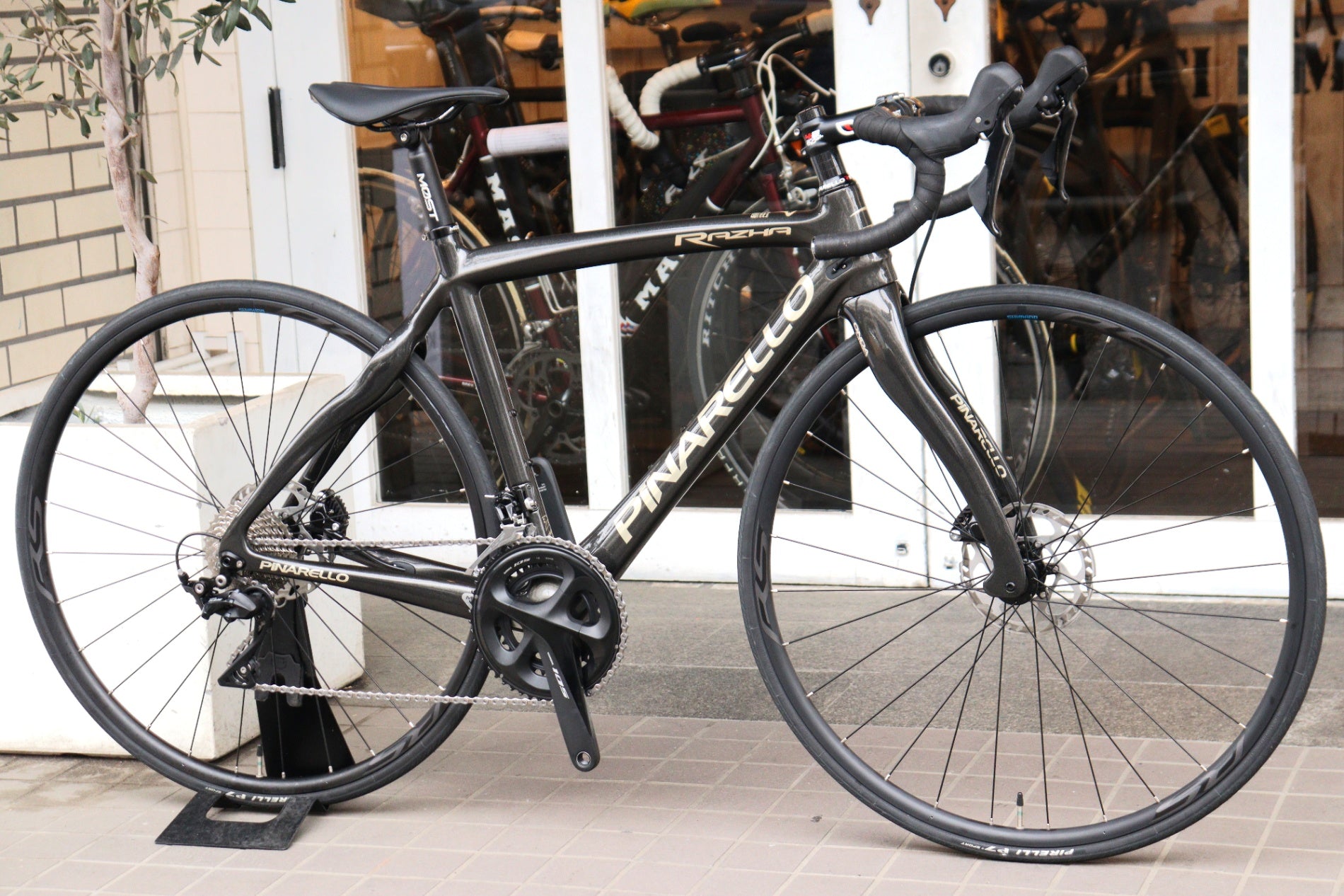 ピナレロ PINARELLO ラザ RAZHA DISK 2023モデル 465サイズ シマノ 105
