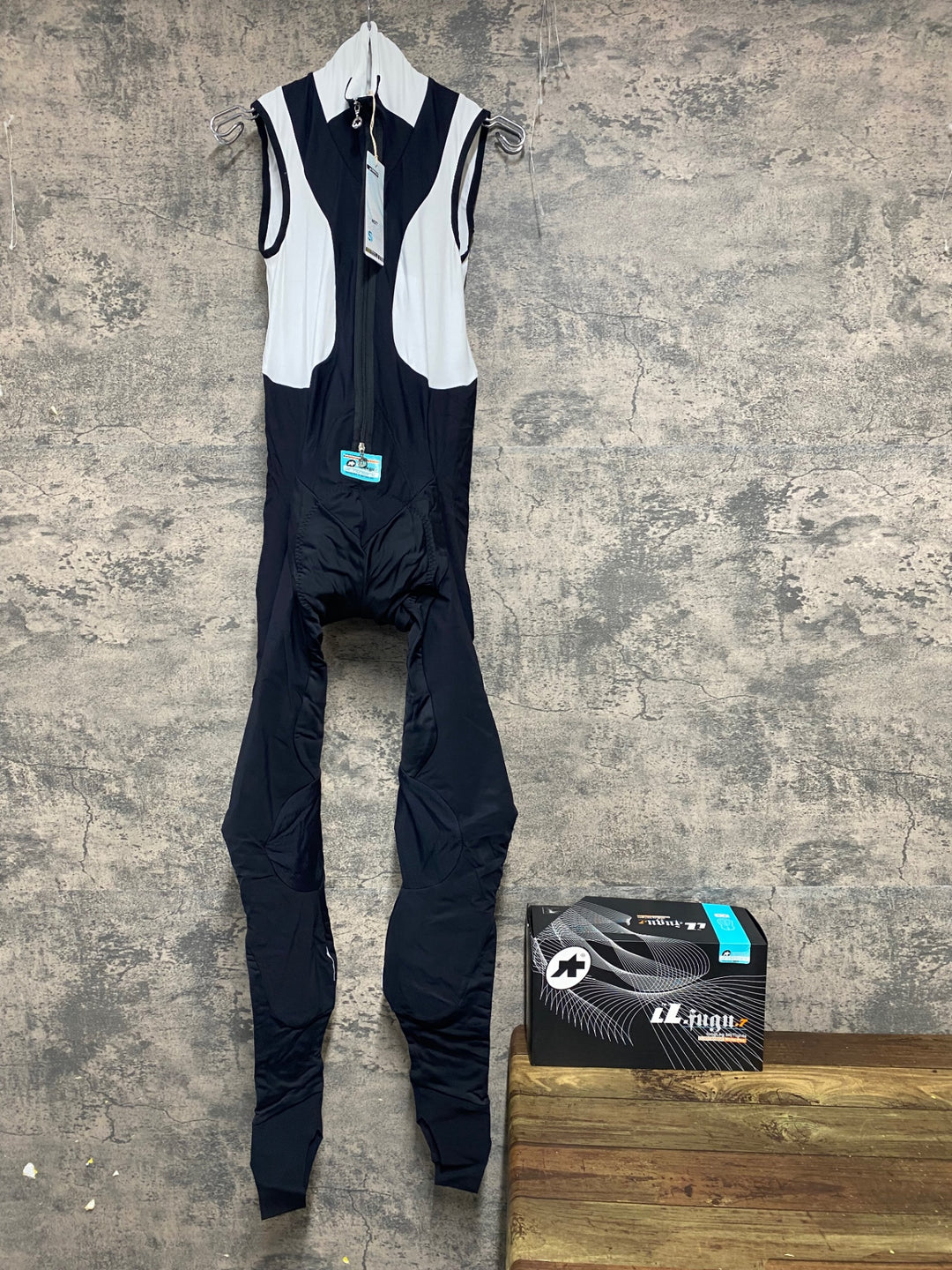 JQ212 アソス assos LL fugu 7 ビブタイツ 黒 M 裏起毛