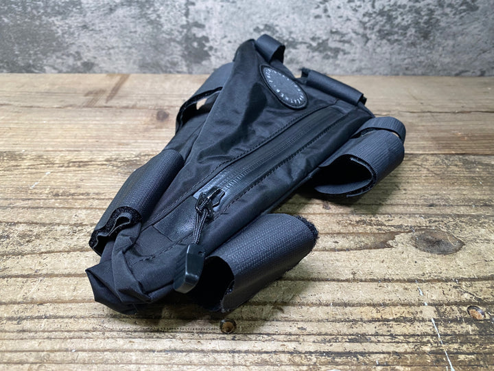 JG303 フェアウェザー FAIRWEATHER フレームバック ブラック
