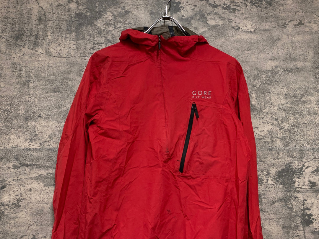 JW530 ゴア GORE BIKE WEAR 長袖 ウインドブレイカー 赤 M ※汚れ,内側劣化の為ジャンク