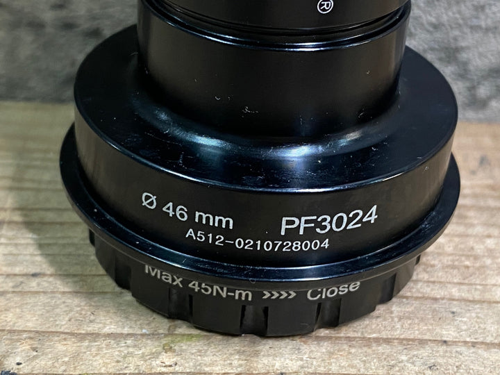JM718 ウィッシュボーン WISHBONE BPF3024 ボトムブラケット BB 黒 Φ46 PF30 スピンドル径Φ24