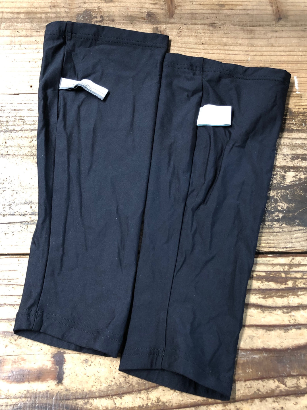 JQ974 アソス ASSOS ニーカバー 黒 Ⅰ