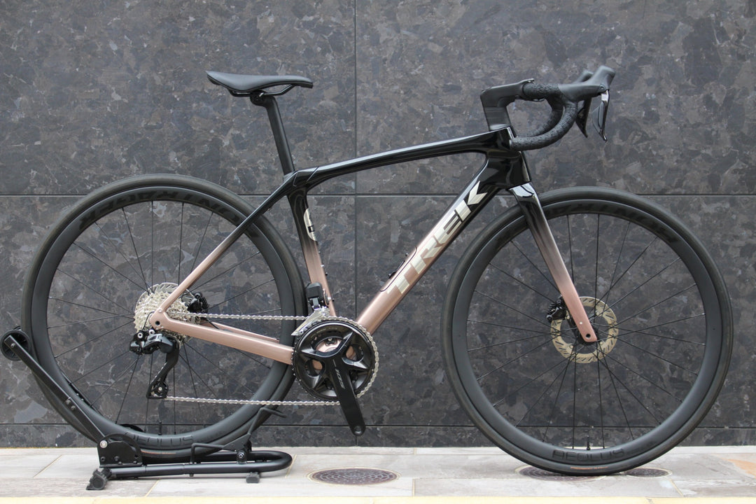 トレック TREK ドマーネ DOMANE SL6 GEN4 2026 52サイズ シマノ 105 R7170 12S Di2 AEOLUS ELITE35 カーボン ロードバイク 【福岡店】