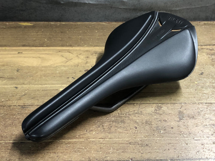 KL932 フィジーク fizik ANTARES R3 VERSUS EVO サドル KIUMレール 138mm ※ロゴプレート欠品