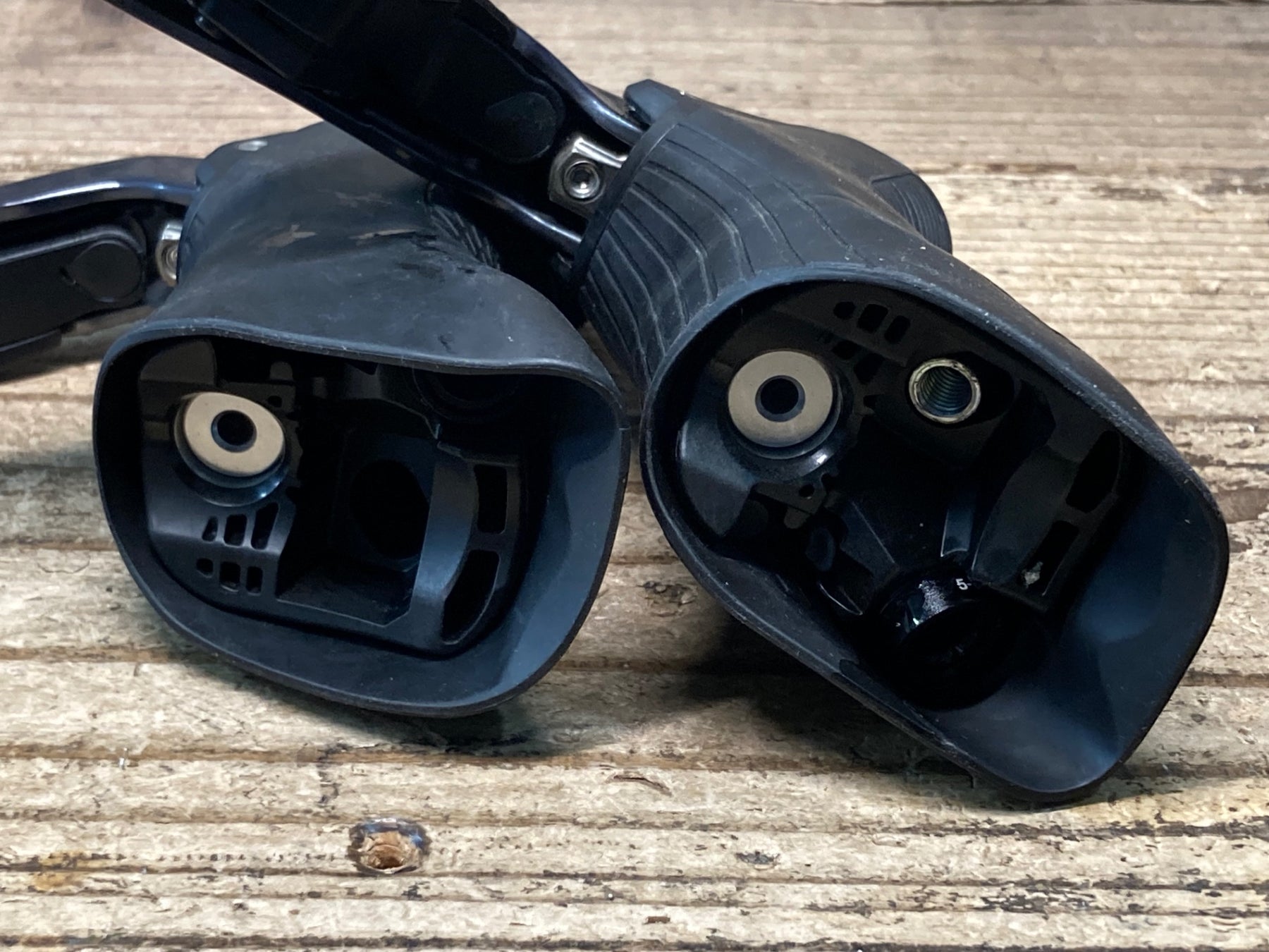 JN570 シマノ SHIMANO アルテグラ ULTEGRA ST-R8070 STIレバー 2x11s