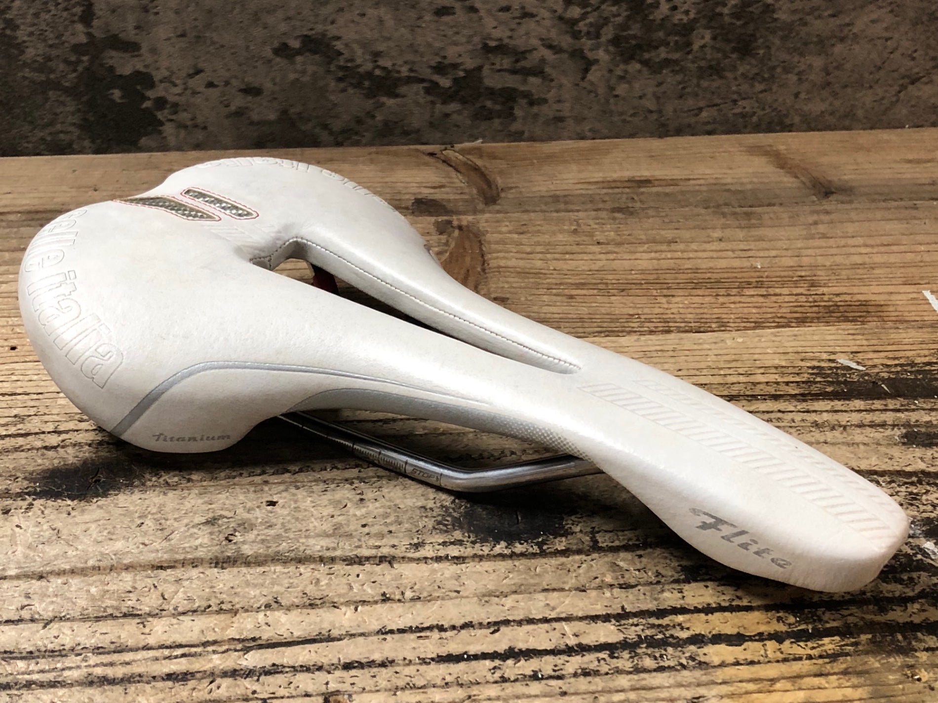 JX796 セライタリア selle italia Flite サドル フロー チタンレール