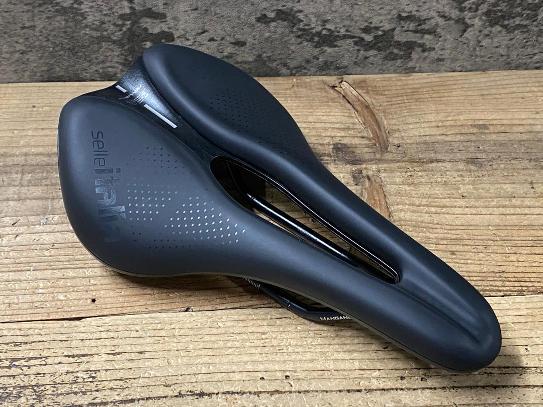 KL739 セライタリア selle italia novus evo GRAVEL SUPERFLOW サドル MANGANESE 145mm