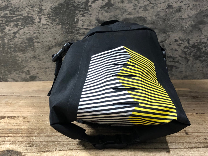 KM759 アピデュラ APIDURA RACING SADDLE BAG サドルバッグ 黒 5L