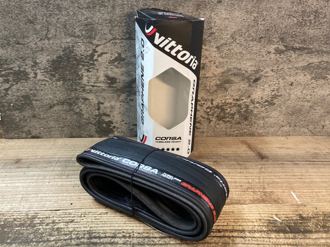 JN492 ヴィットリア vittoria コルサ CORSA GRAPHENE 2.0 チューブレスレディ タイヤ 700x28c 未使用