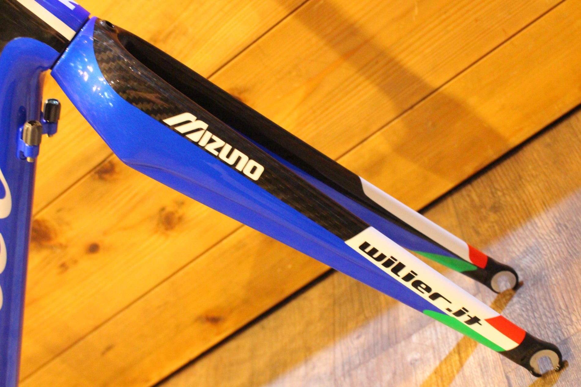 ウィリエール WILIER ルロイ ランプレ LE ROI LAMPRE 2009 Sサイズ ウィリエール WILIER ルロイ ランプレ LE ROI LAMPRE 2009 Sサイズ