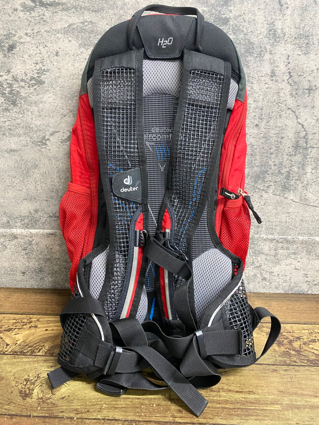 KA695 ドイター deuter RACE EXP AIR リュック 赤