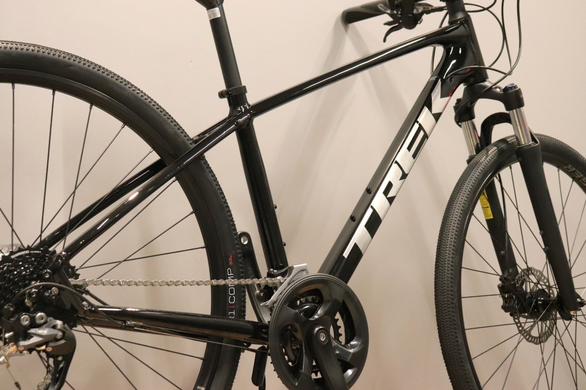 TREK Dual Sport 2 Mサイズ トレック デュアルスポーツ クロスバイク グラベル トレイル TREK ( トレック ) クロスバイク DUAL SPORT 2 ( デュアル スポーツ 2