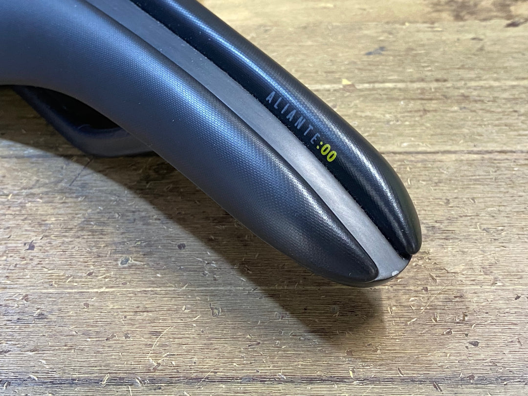 KH847 フィジーク fizik VERSUS EVO ALIANTE00 サドル カーボンレール LARGE