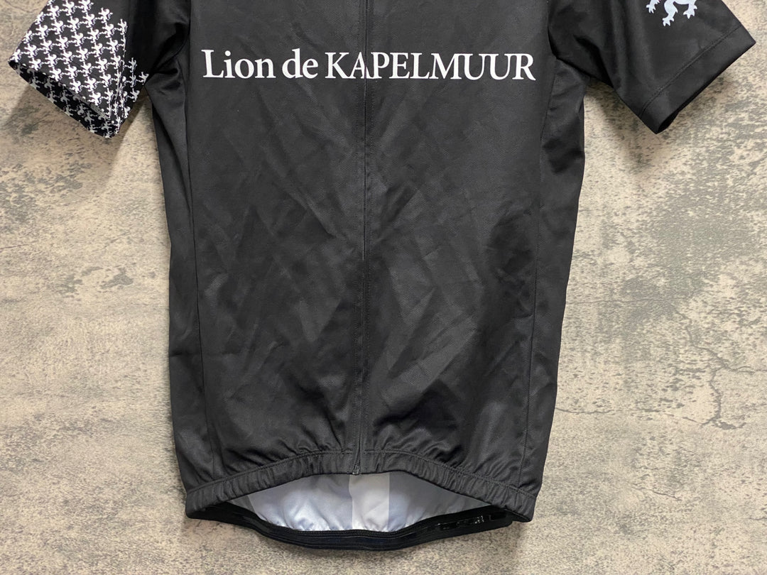 JU571 リオンドカペルミュール Lion de KAPELMUUR 半袖 サイクルジャージ 黒 M