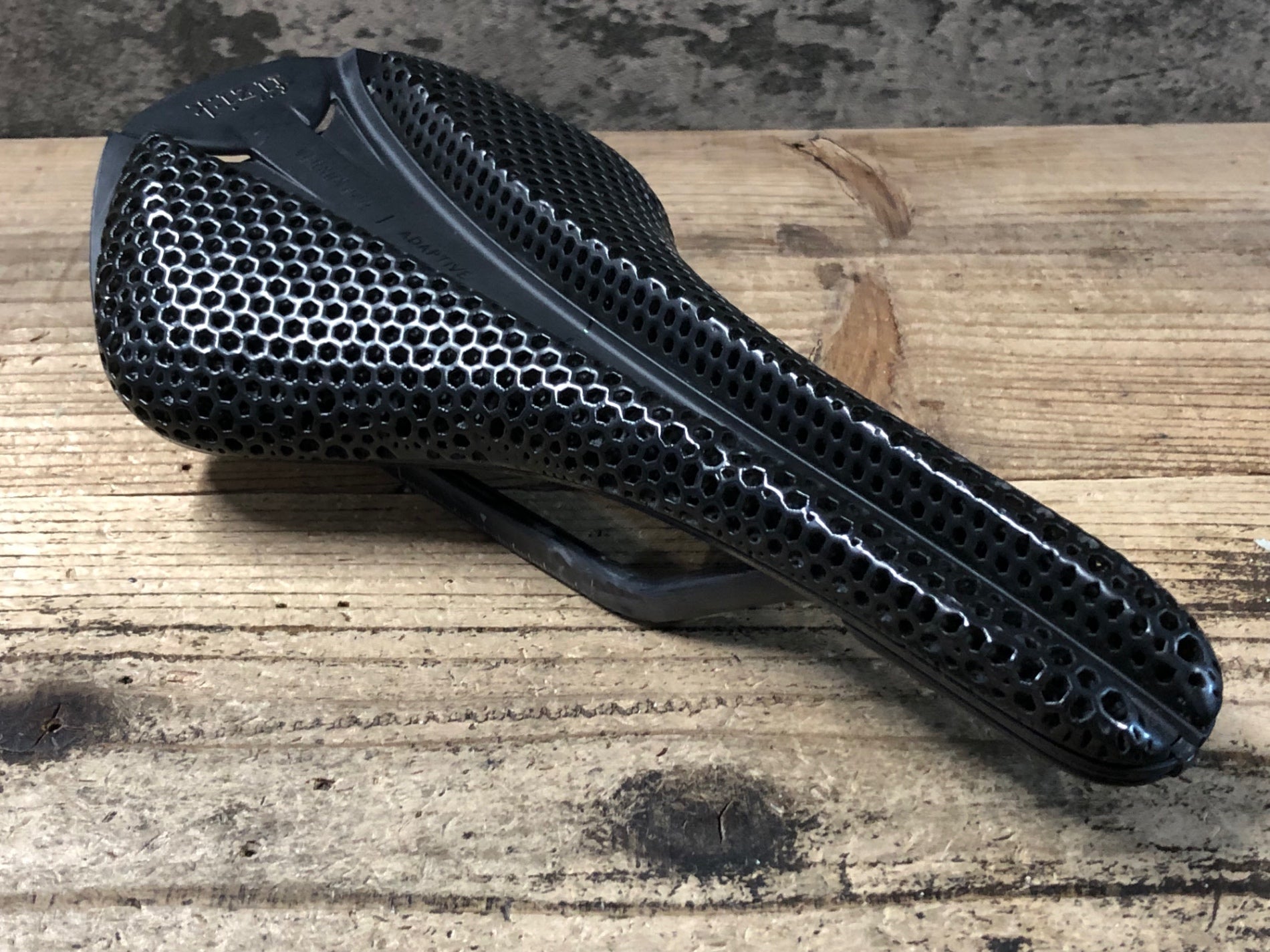 KB504 フィジーク fizik アンタレス ANTARES VERSUS EVO R1 Adaptive