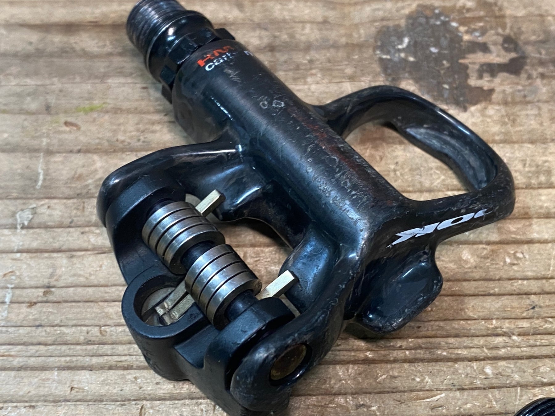 JN539 ルック LOOK ケオ KEO HM Ti CARBON ビンディングペダル 黒赤