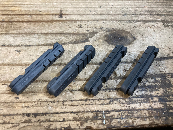 KI437 AX Lightness ブレーキパッド 4pcs シマノ用