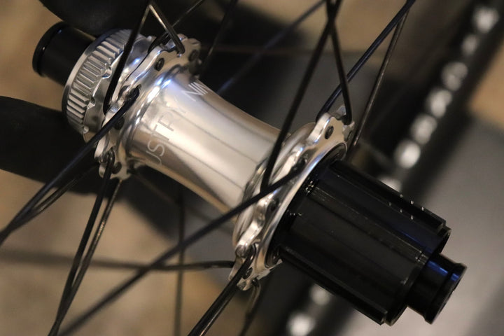 ウィキッド・ホイール・ワークス WICKED WHEEL WORKS IndustryNine SOLIX ROAD カーボン クリンチャー シマノ11/12S 手組 ホイールセット 【さいたま浦和店】