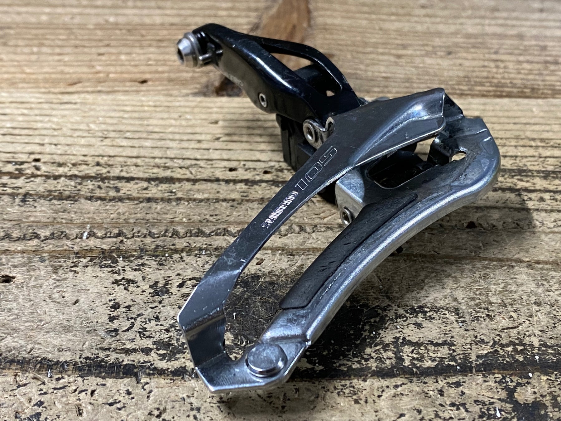 Shimano 105 フロントディレイラー SHIMANO 「シマノ」 105 FD-1057 フロントディレイラー / 大阪美原北