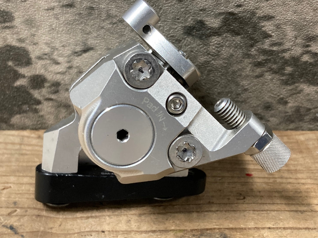 KJ598 グロータック GROWTAC EQUAL ディスクブレーキ キャリパー フラットマウント