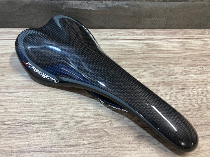 KJ132 トライゴン TRIGON HMCARBON フルカーボン サドル