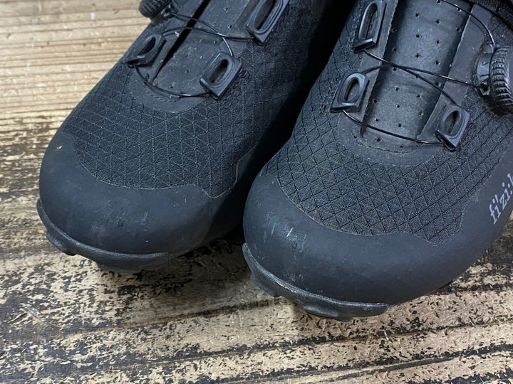 JN076 フィジーク fizik ベント VENTO FEROX CARBON ビンディングシューズ SPD EU41 黒