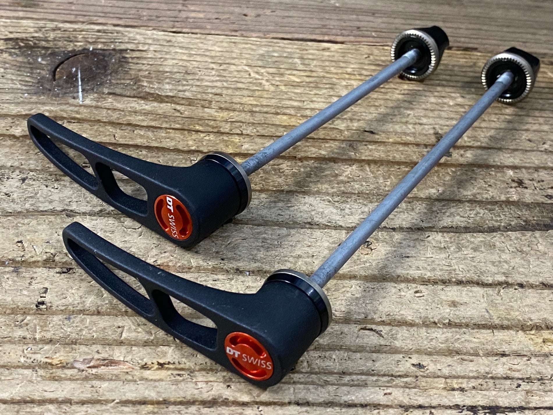 KF676 DT SWISS RWS クイックスキュワー 100x130mm スチールシャフト
