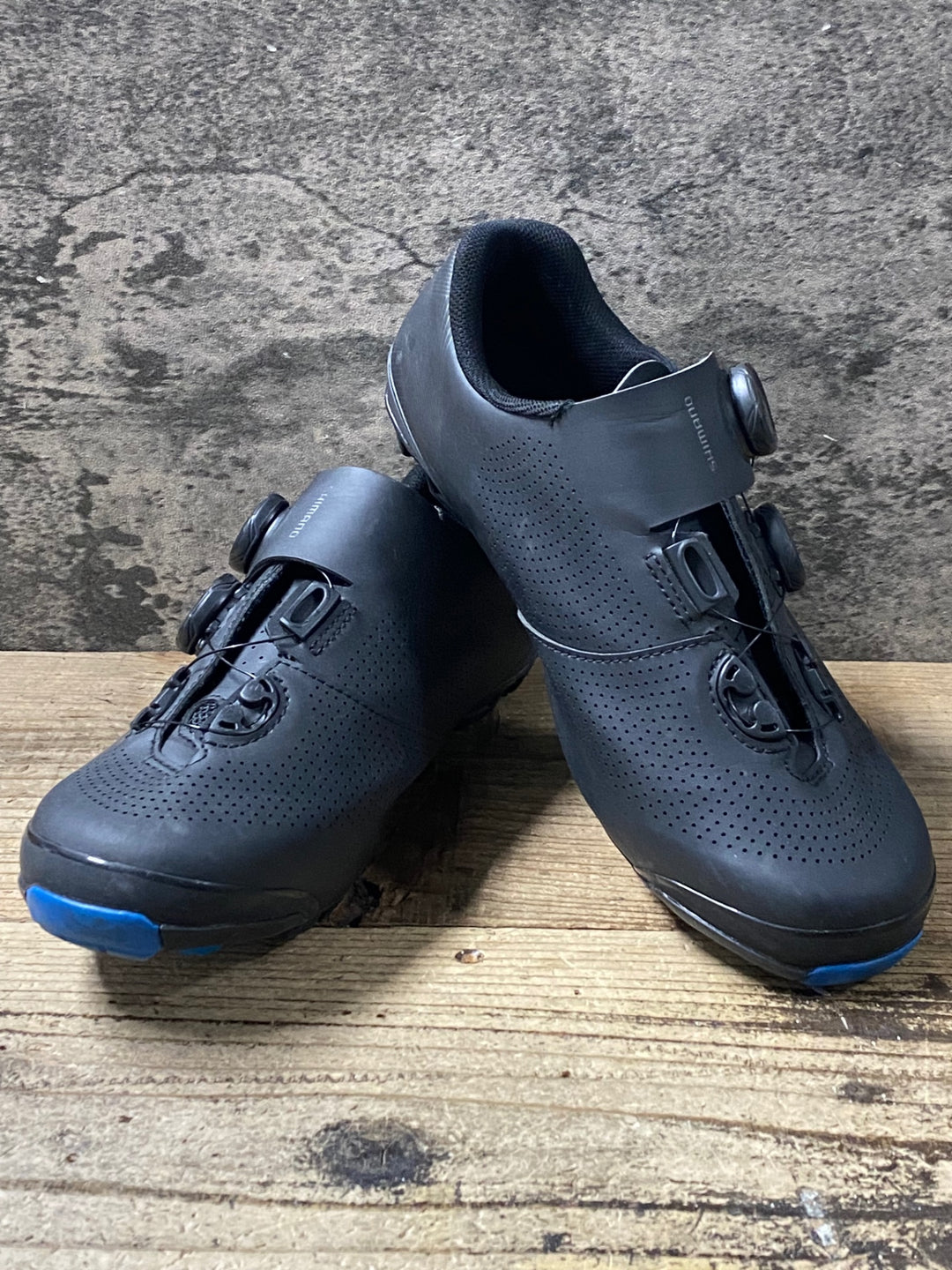 KE867 シマノ SHIMANO XC7 SH-XC701M ビンディングシューズ EU41 2穴 黒