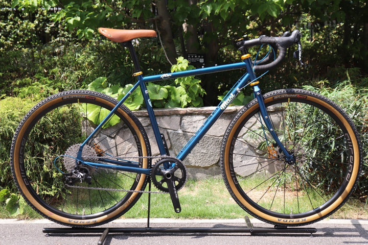 マジィ MASI カタリナ Catalina 510サイズ SRAM Apex 1×11S クロモリ グラベルバイク 【さいたま浦和店】